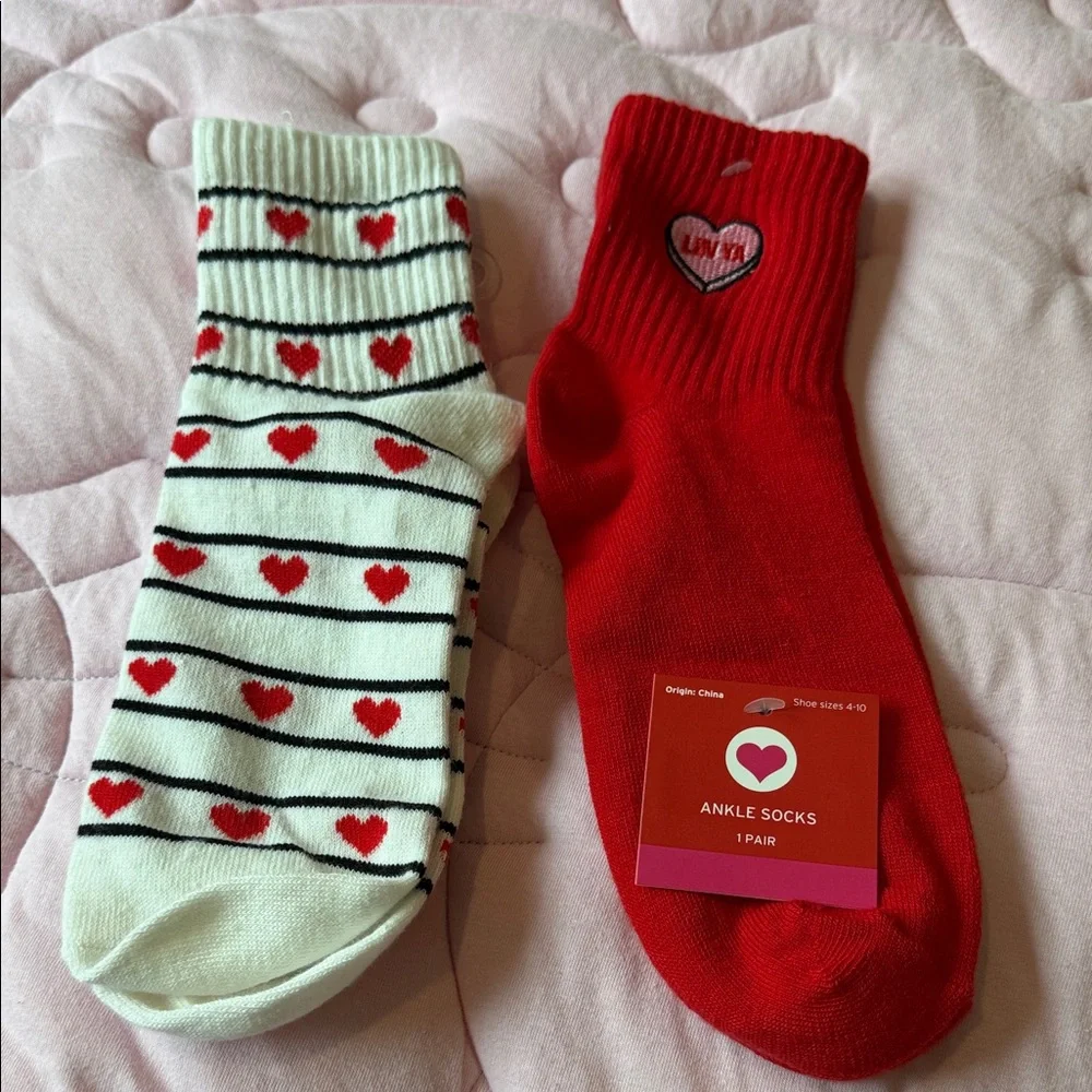 Target Red and White Heart Ankle Socks - 2-Pack